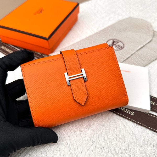 エルメス財布コピー側面デザイン